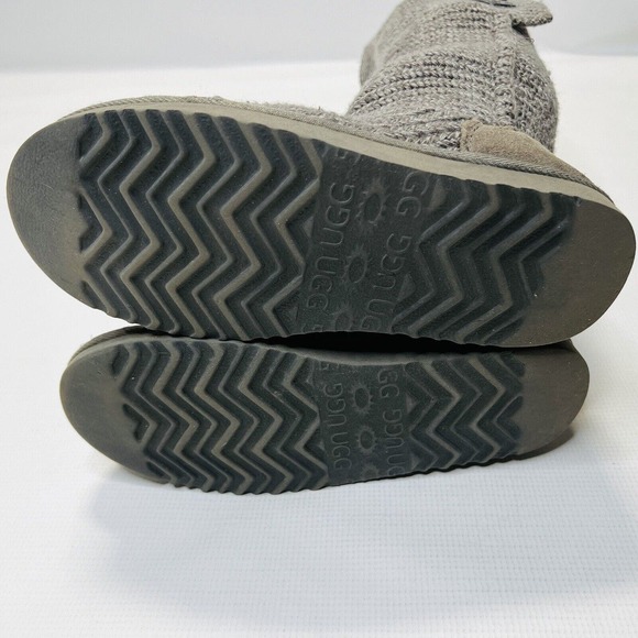 UGG AUSTRALIA WOMEN'S CARDY SWEATER STYLE KNIT MID CALF BOOTS IN GRAY 8 M $150 - Picture 12 of 13
